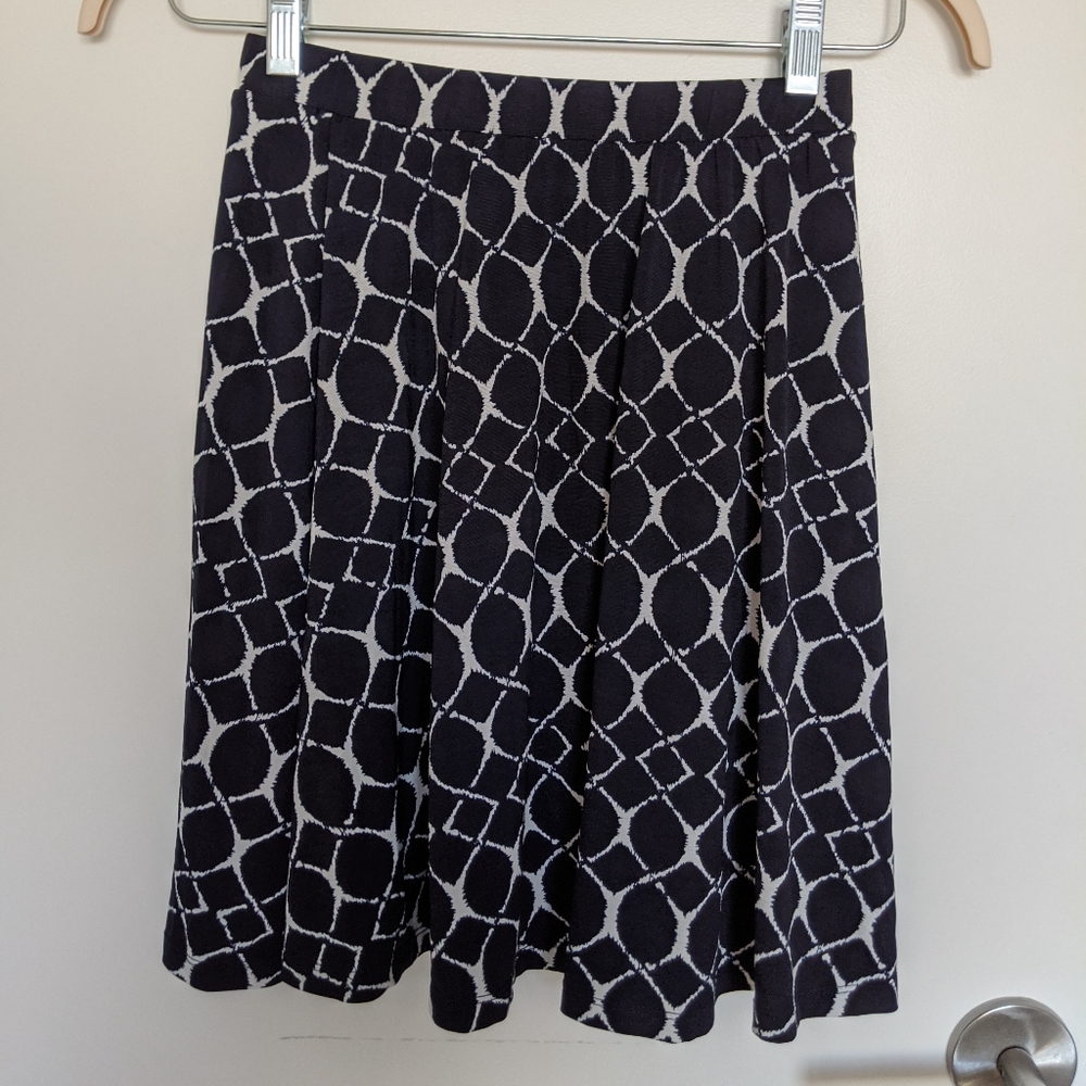 Gilli Knee Length Skirt